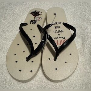 XimiVogue White & Black with Dream Logo & Graphic Flip Flops Casual Sandals